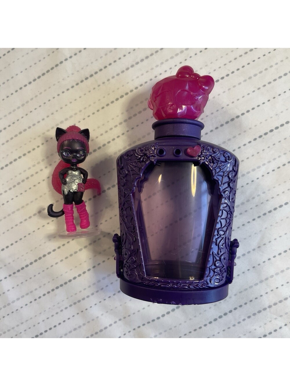 Catty Noir Monster High Potions Crystal Ball Mini Doll Excellent Condition